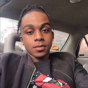 Meet your Posher, Malik